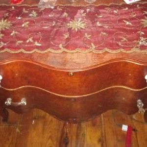 Mirror and 2 drawer make up desk